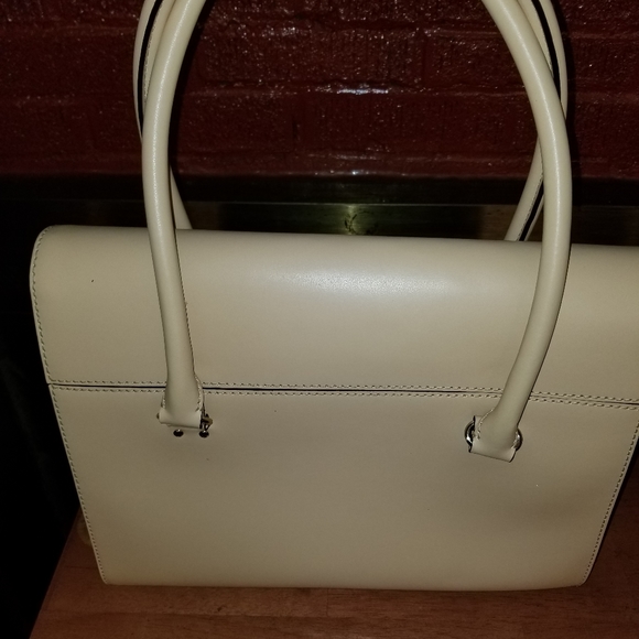 Handbag - Picture 2 of 4
